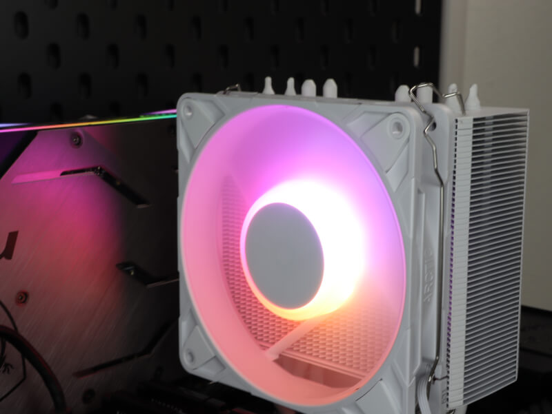 Arctic Freezer 36-S A-RGB køler til gaming PC.JPG